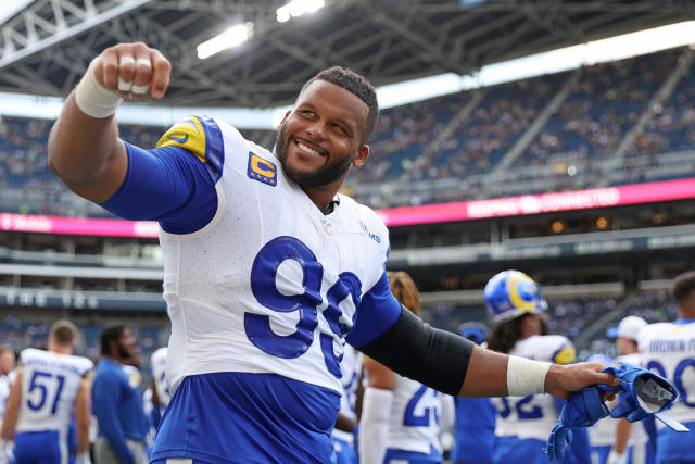 Aaron Donald ilmoittaa suoraan jäävänsä eläkkeelle Los Angeles Ramsin kanssa